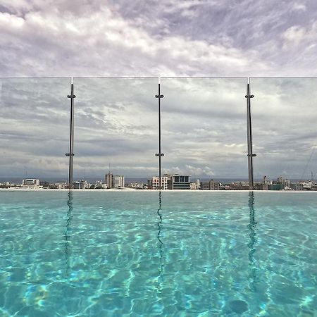 Hotel Courtyard By Marriott Santo Domingo Piantini Esterno foto