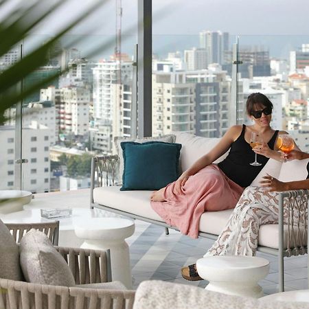 Hotel Courtyard By Marriott Santo Domingo Piantini Esterno foto