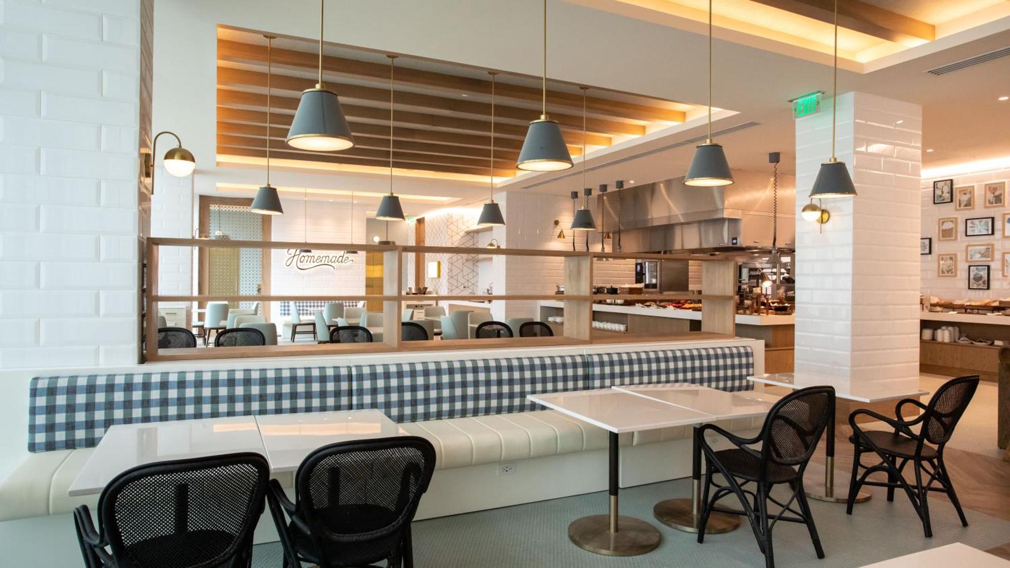 Hotel Courtyard By Marriott Santo Domingo Piantini Esterno foto