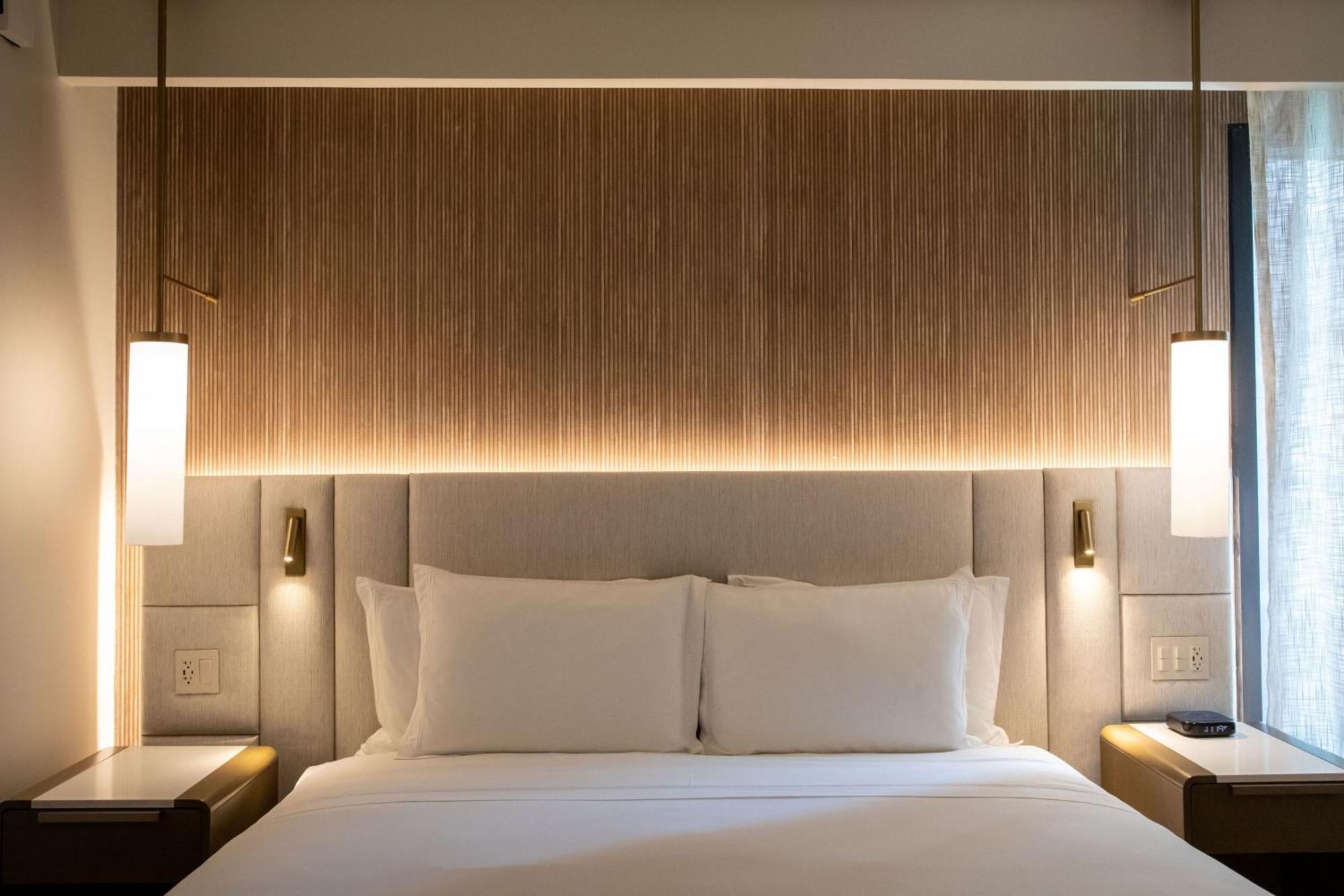 Hotel Courtyard By Marriott Santo Domingo Piantini Esterno foto