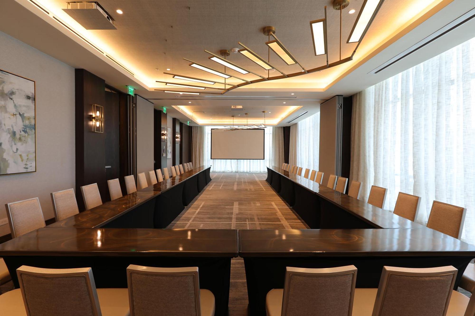 Hotel Courtyard By Marriott Santo Domingo Piantini Esterno foto